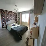 Entiere Avec Piscine- 8p Vila Leguevin