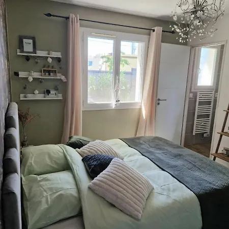 Entiere Avec Piscine- 8p Βίλα