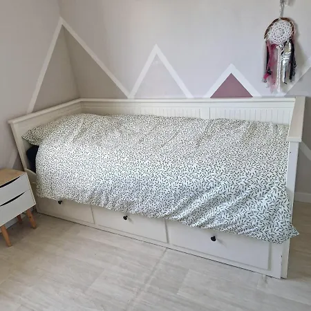 Entiere Avec Piscine- 8p