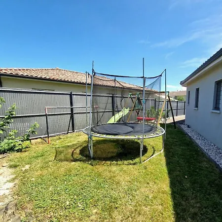 Βίλα Entiere Avec Piscine- 8p *