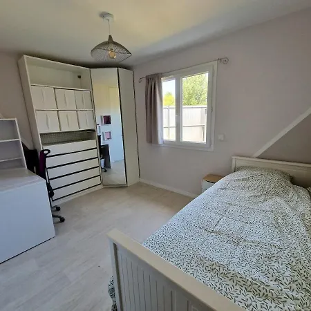 Βίλα Entiere Avec Piscine- 8p