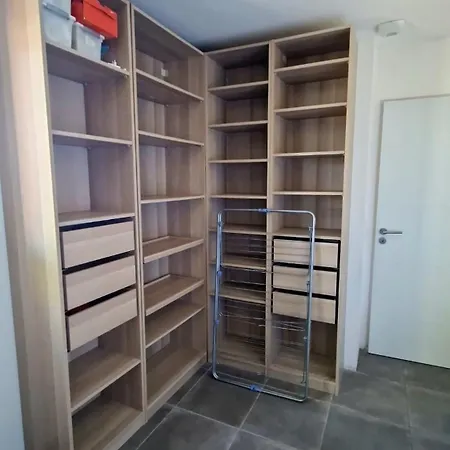 Βίλα Entiere Avec Piscine- 8p *