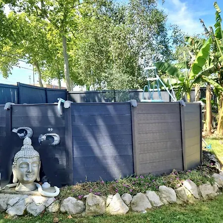 Entiere Avec Piscine- 8p Βίλα