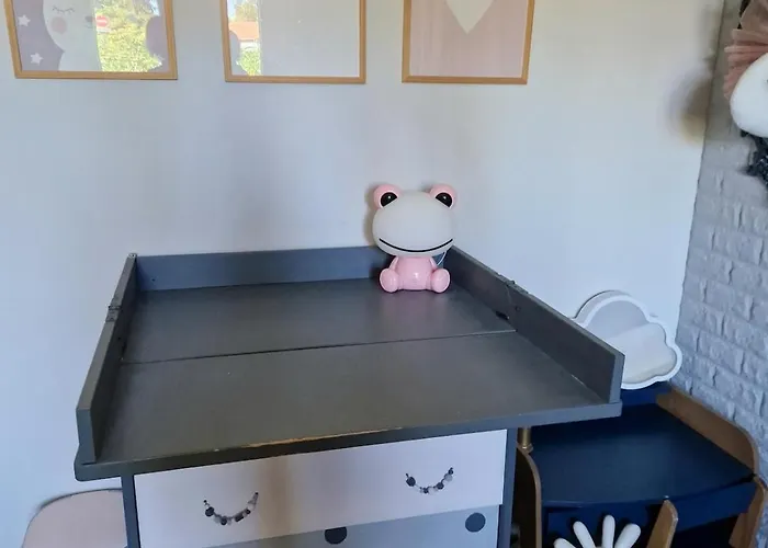 Entiere Avec Piscine- 8p *