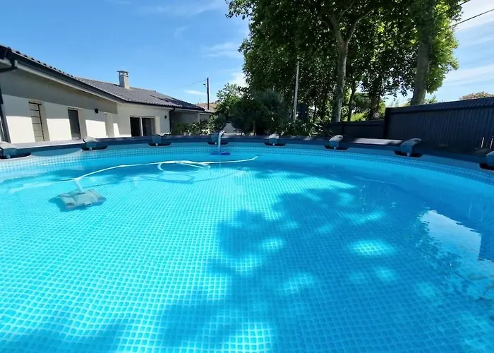 Entiere Avec Piscine- 8p 别墅